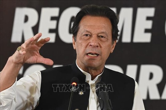 Cựu Thủ tướng Pakistan Imran Khan chấp nhận ra hầu tòa